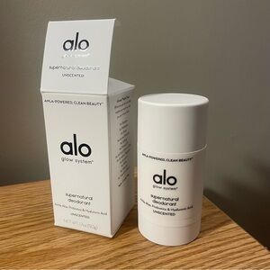 Alo Yoga Supernatural Deodorant unscented
